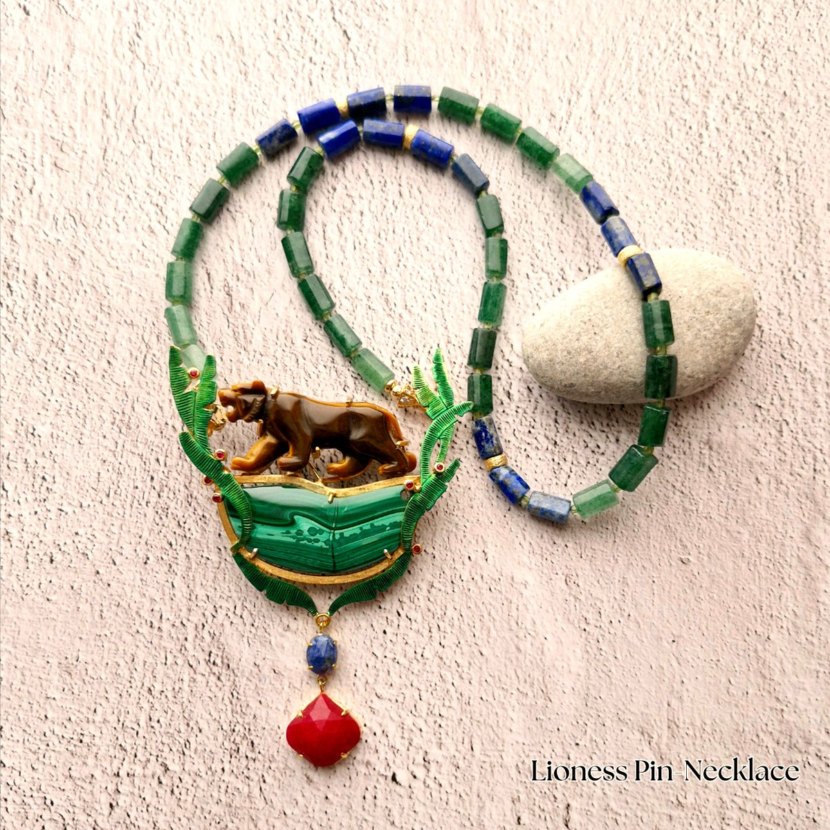 Lioness Pin-Necklace