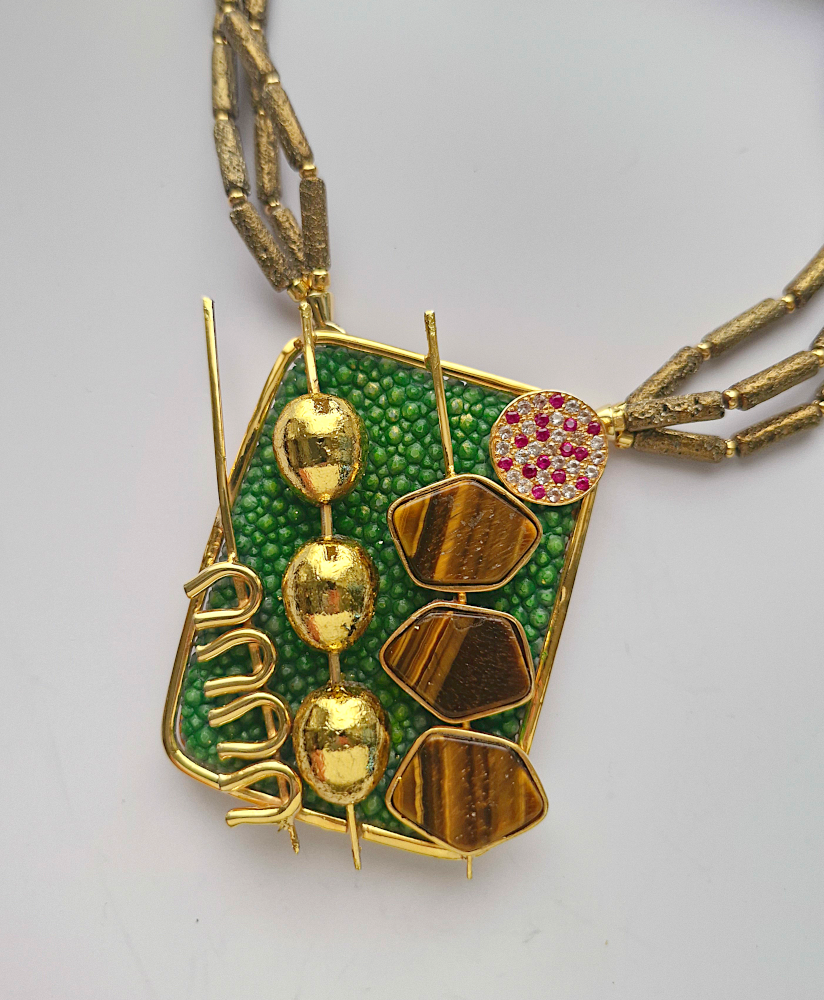 Tusok-Tusok Brooch Pin