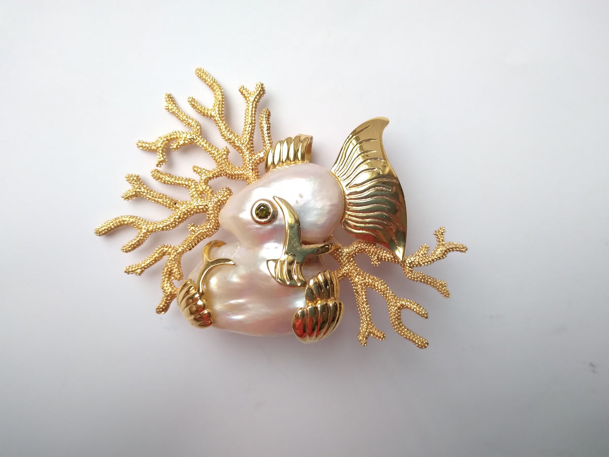 Fish in Coral Brooch Pin