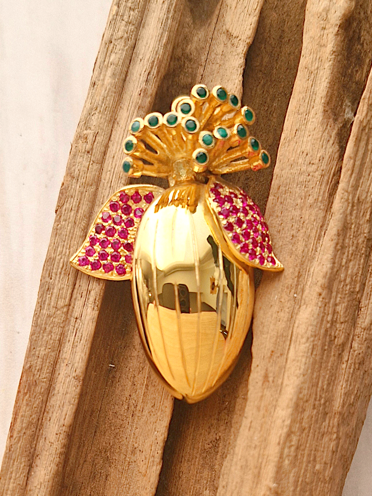 Puso ng Saging Brooch Pin Necklace