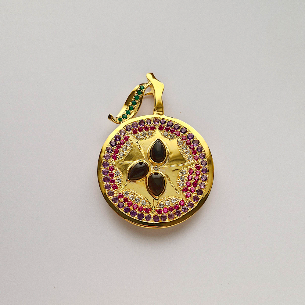 Kaimito Brooch Pin Necklace