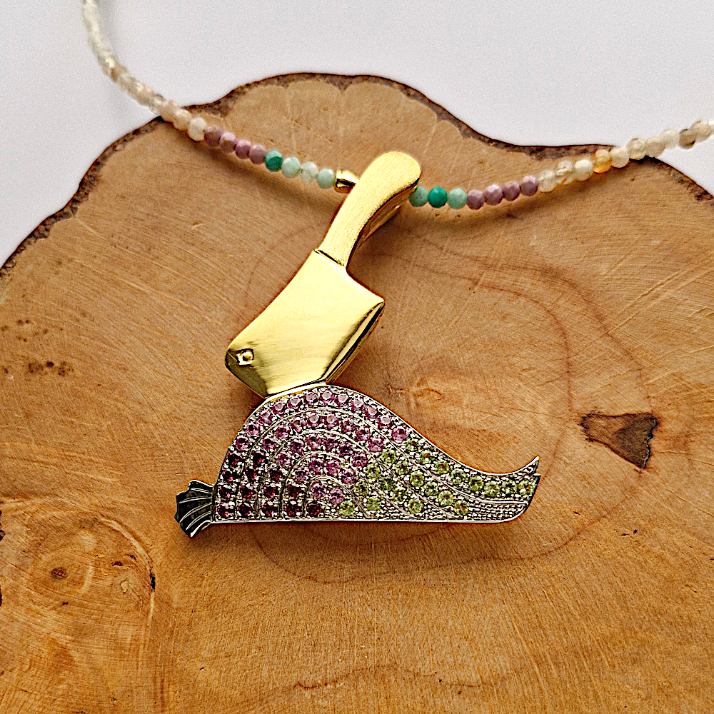Sibuyas Pin Necklace