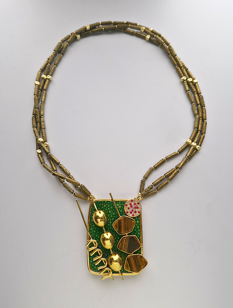 Tusok-Tusok Brooch Pin